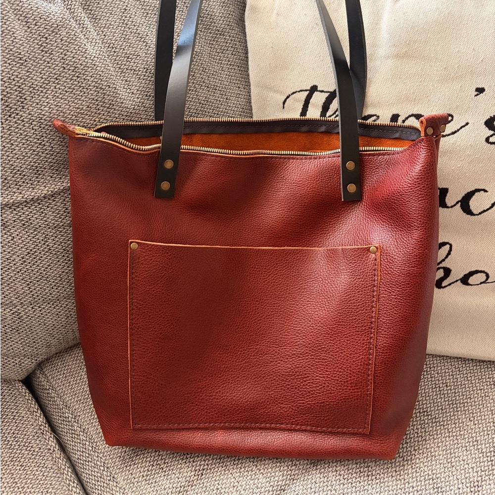 BNNU Portland leather goods - Medium Zip Tote Nutmeg